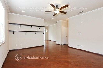 5506 Coral Creek Way in Elk Grove, CA - Foto de edificio - Building Photo