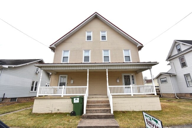 property at 509-511 Burke St