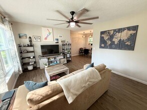 1325 Hibiscus St in St. Augustine, FL - Building Photo - Building Photo