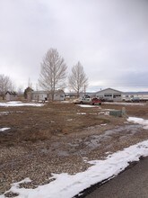 Dakota Valley Park Mobile Home Park in Helena, MT - Foto de edificio - Building Photo
