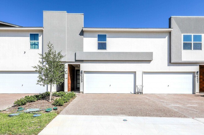 property at 9909 Kaspar Dr