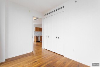 280 Metropolitan Ave in Brooklyn, NY - Building Photo - Building Photo