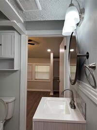 7919 Scanlock St photo'