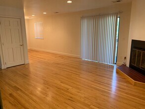 2875 Shadow Creek Dr in Boulder, CO - Building Photo - Building Photo