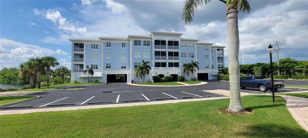 2001 Bal Harbor Blvd in Punta Gorda, FL - Building Photo