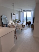 301 SW 1st Ave, Unit C12106 in Fort Lauderdale, FL - Building Photo - Building Photo