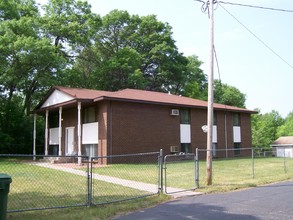 Butterfield Commons in St Francis, MN - Building Photo - Building Photo