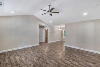 111 Jason Dr in Seneca, SC - Building Photo - Building Photo