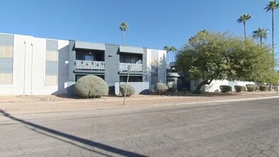 Santuario Apartments in Tucson, AZ - Building Photo - Building Photo
