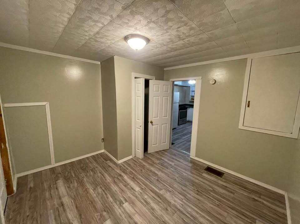 311 W Gray St in Elmira, NY - Building Photo
