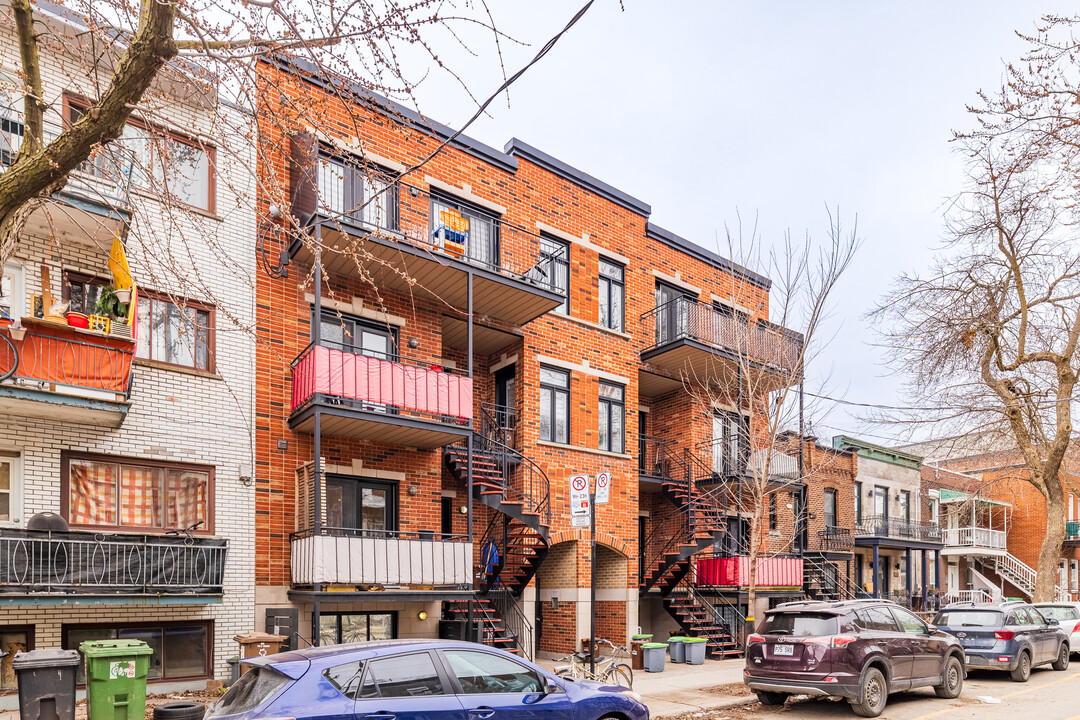 5466-5468 1Re Av in Montréal, QC - Building Photo