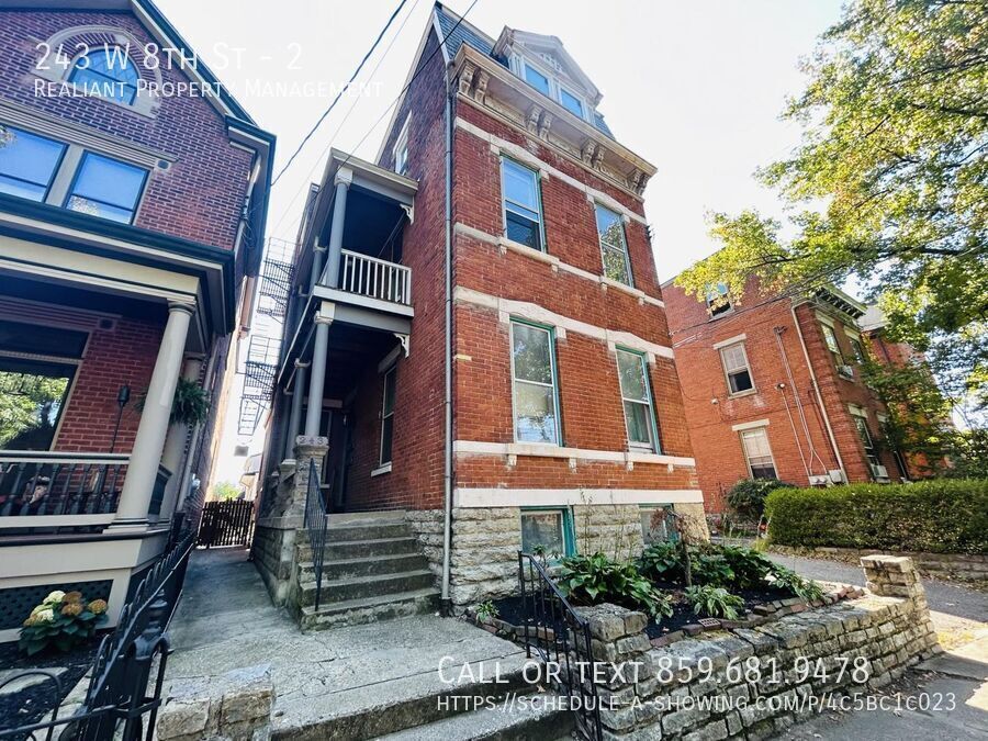 243 W 8th St in Covington, KY - Building Photo