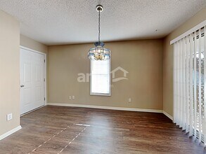 1732 Ammons Dr in Clemmons, NC - Foto de edificio - Building Photo