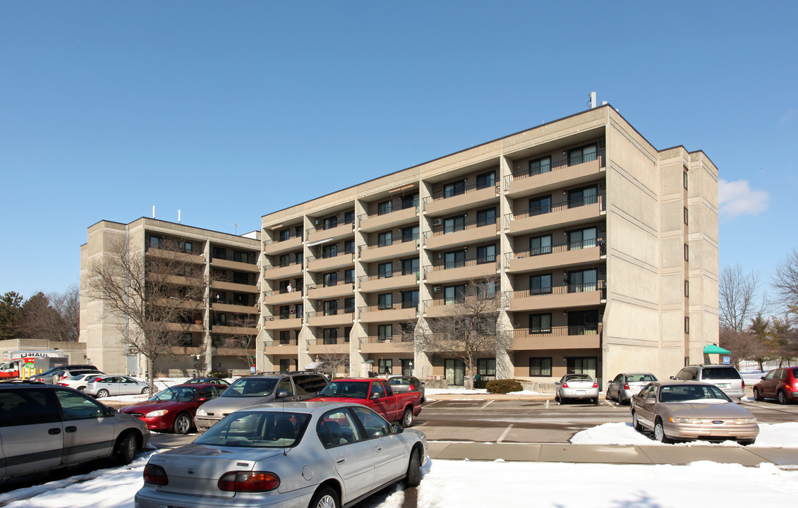 Greentree Apartments in Grand Rapids, MI - Foto de edificio