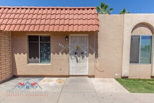448 N Lesueur in Mesa, AZ - Building Photo