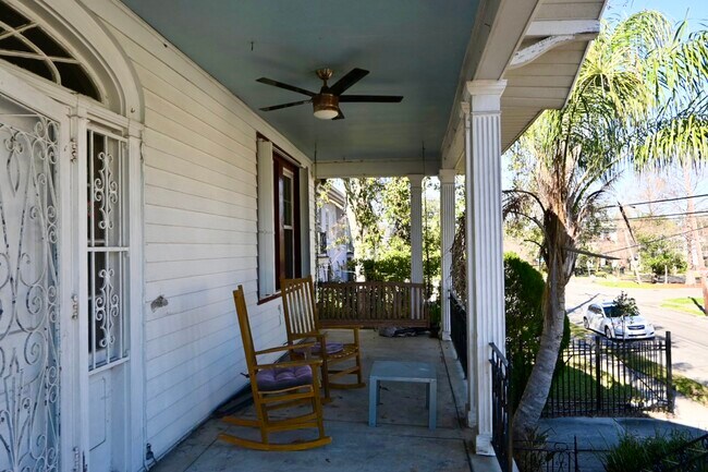 3316 Upperline St in New Orleans, LA - Building Photo - Building Photo