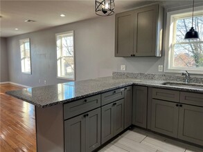 62 Chester Ave-Unit -2 in Providence, RI - Building Photo - Building Photo