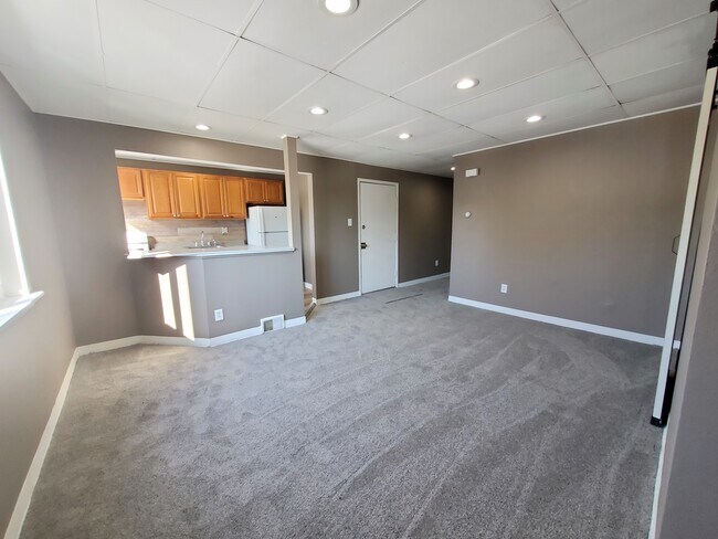 5715 E Liberty Blvd in Pittsburgh, PA - Building Photo - Building Photo