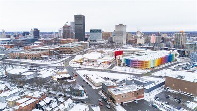 186 Monroe Ave in Rochester, NY - Building Photo - Building Photo