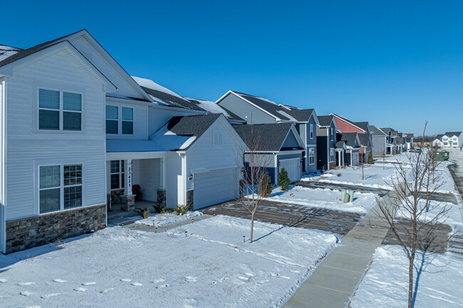 Lansdowne by Pulte Homes in Plainfield, IL - Building Photo - Building Photo