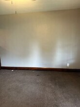 636 N Oakland Ave in Indianapolis, IN - Building Photo - Building Photo