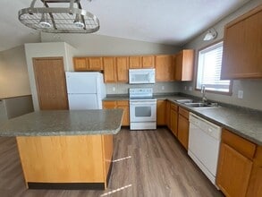 6013 23rd St S in Fargo, ND - Building Photo - Building Photo