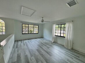 871 Meadowland Dr in Naples, FL - Building Photo - Building Photo