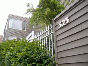 525 E Roy St in Seattle, WA - Building Photo - Building Photo