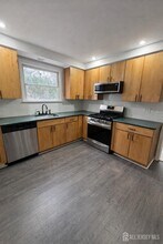 149 N 5th Ave in Highland Park, NJ - Building Photo - Building Photo