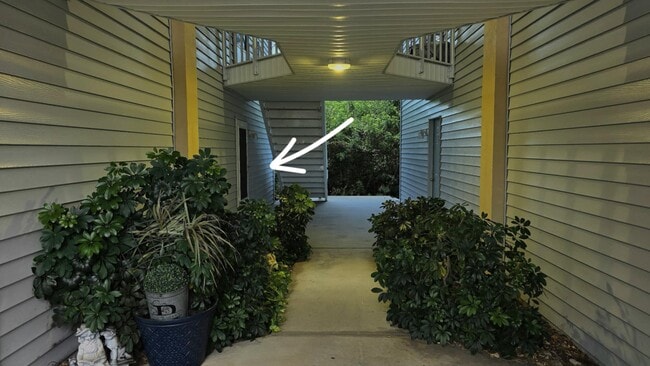 property at 101 Bent Tree Dr