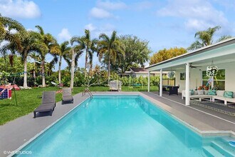 11647 Anhinga Dr in Wellington, FL - Building Photo - Building Photo