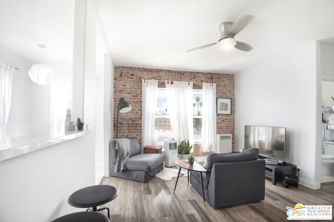 property at 250 S Kenmore Ave