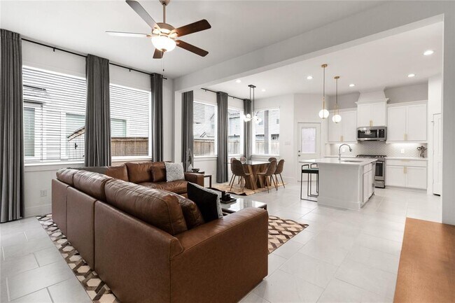 property at 21111 Rio San Jose Ct