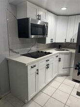701 Pine Dr in Pompano Beach, FL - Building Photo - Building Photo