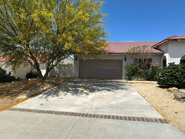 9735 Hoylake Rd in Desert Hot Springs, CA - Building Photo - Building Photo