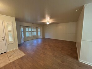 3190 Driftstone Dr in Anderson, CA - Building Photo - Building Photo