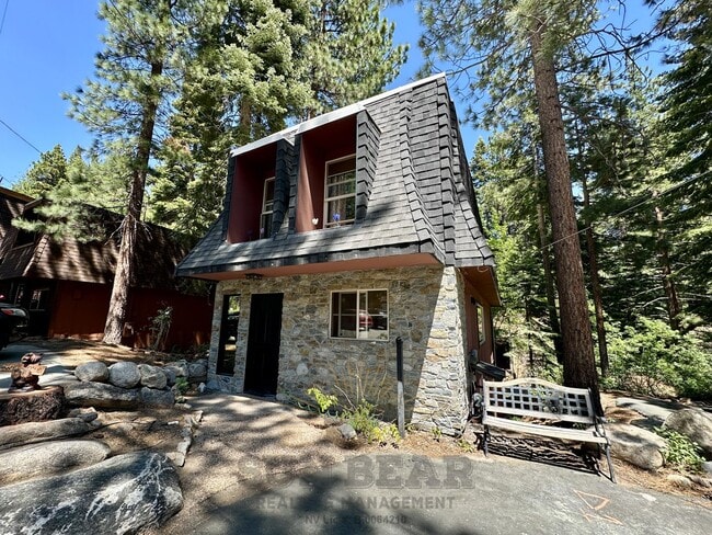 978 Glenrock Ct in Incline Village, NV - Building Photo - Building Photo