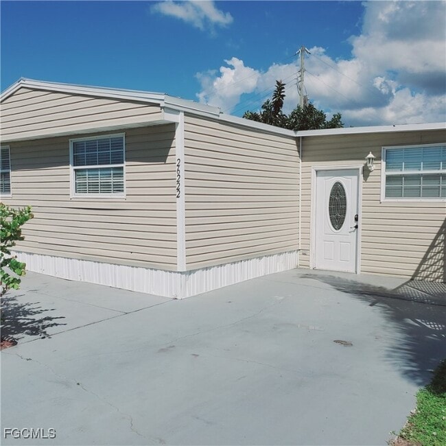 26222 Earl Rd in Bonita Springs, FL - Building Photo - Building Photo