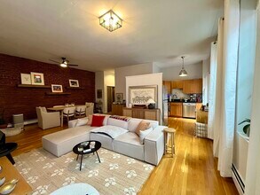 19 Fayette St, Unit 4 in Boston, MA - Building Photo - Building Photo