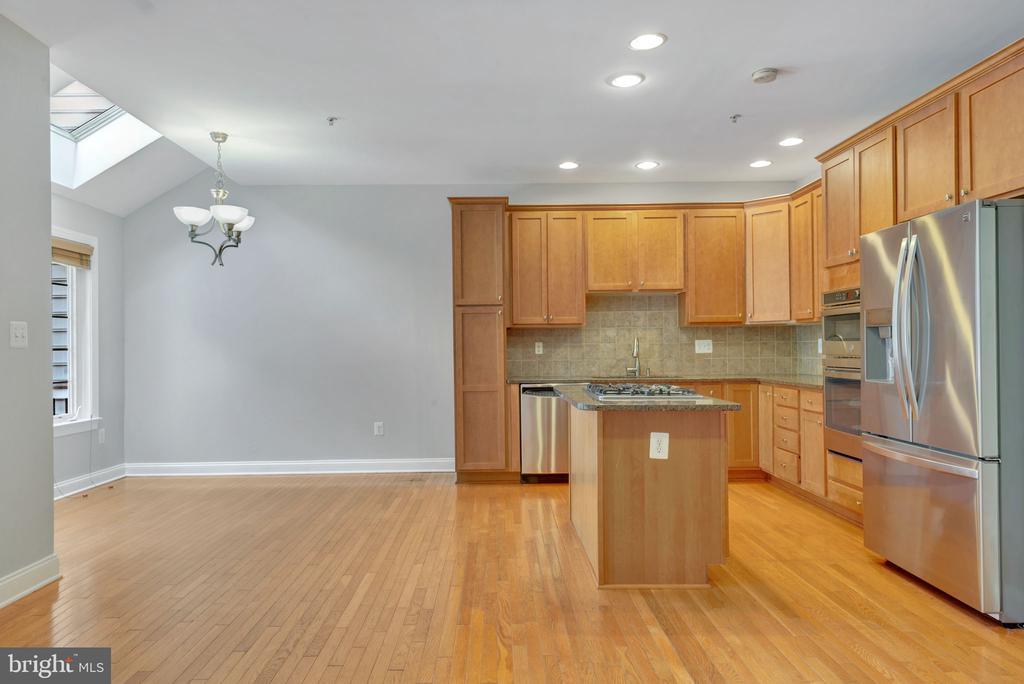 4238 Chariot Way in Upper Marlboro, MD - Building Photo