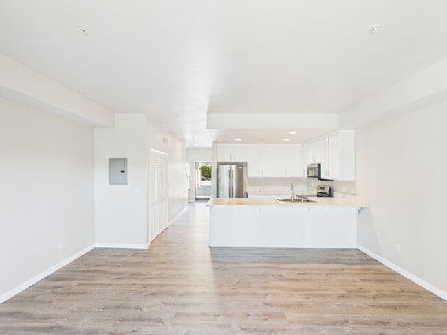 147 Rosebay Dr in Encinitas, CA - Building Photo - Building Photo
