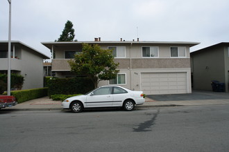 423 Studio Cir in San Mateo, CA - Building Photo - Building Photo