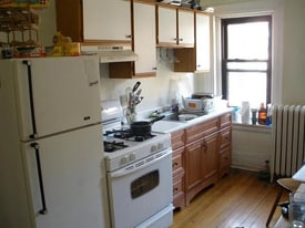 533 Newbury St, Unit B