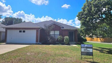 3210 Settlement Dr in Round Rock, TX - Foto de edificio - Building Photo