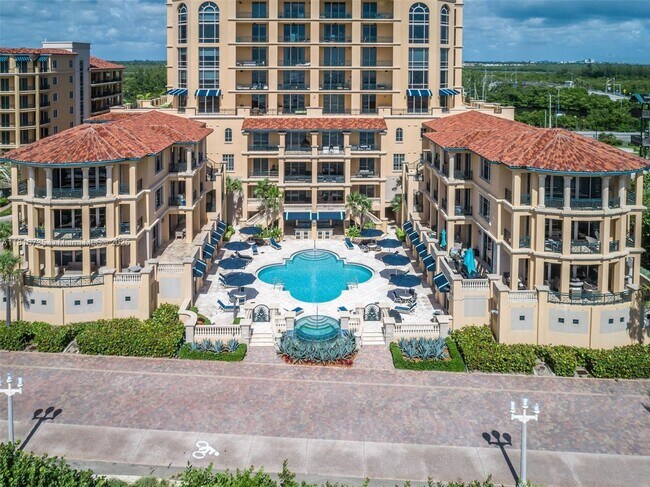 3501 N Ocean Dr in Hollywood, FL - Building Photo - Building Photo