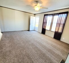 9482 Lighthouse Dr in Fair Haven, MI - Foto de edificio - Building Photo