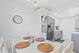 4064 Cornwall D in Boca Raton, FL - Building Photo - Building Photo