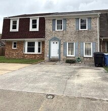 691 Biltmore Dr in Virginia Beach, VA - Building Photo - Building Photo