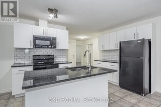 62 Victoria Rd N in Guelph, ON - Building Photo - Building Photo