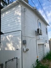 4908 Ave Q 1/2 in Galveston, TX - Building Photo - Building Photo
